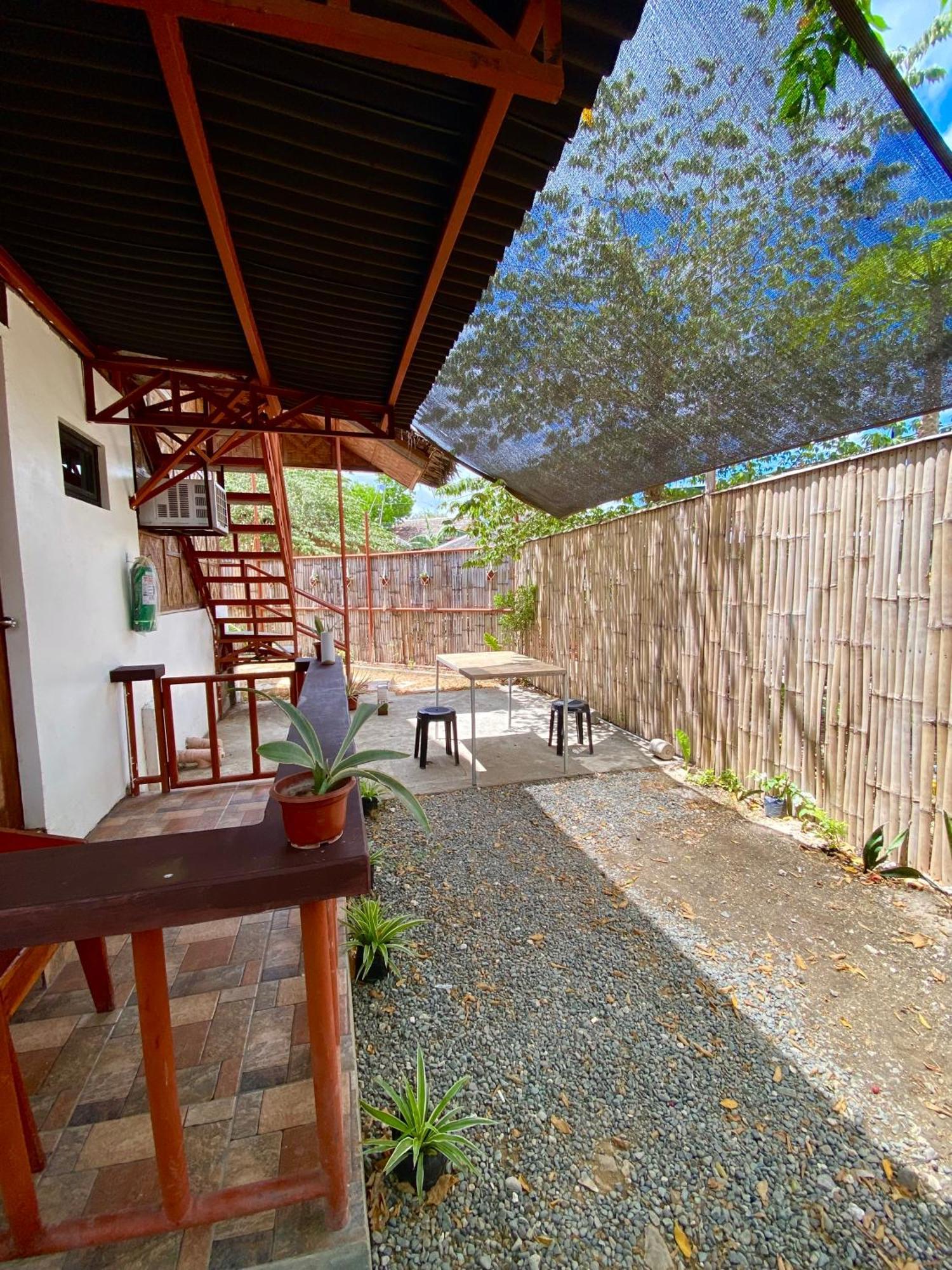 Moalboal Panagsama Beach Topbudz Hostel Εξωτερικό φωτογραφία
