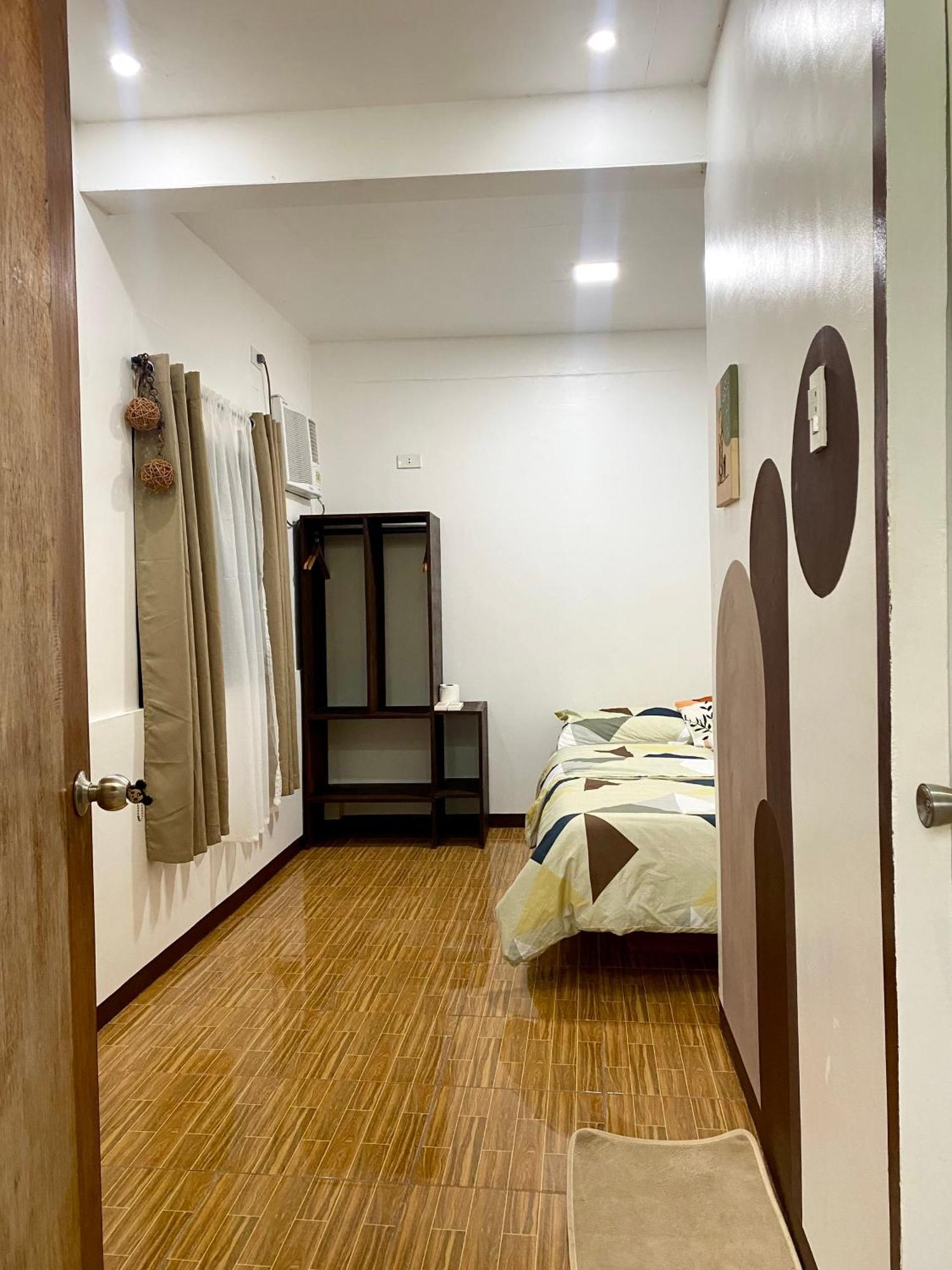 Moalboal Panagsama Beach Topbudz Hostel Εξωτερικό φωτογραφία