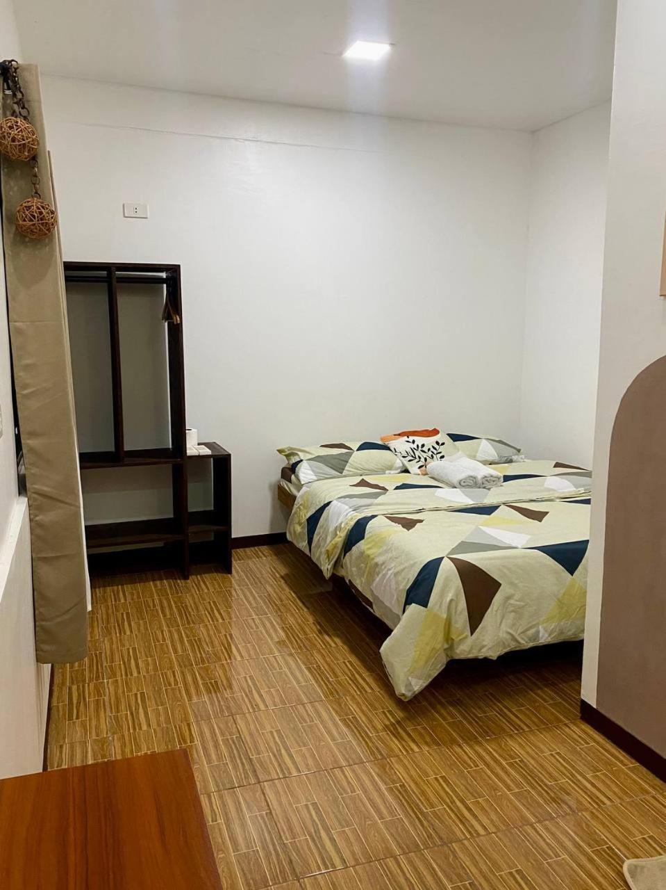 Moalboal Panagsama Beach Topbudz Hostel Εξωτερικό φωτογραφία