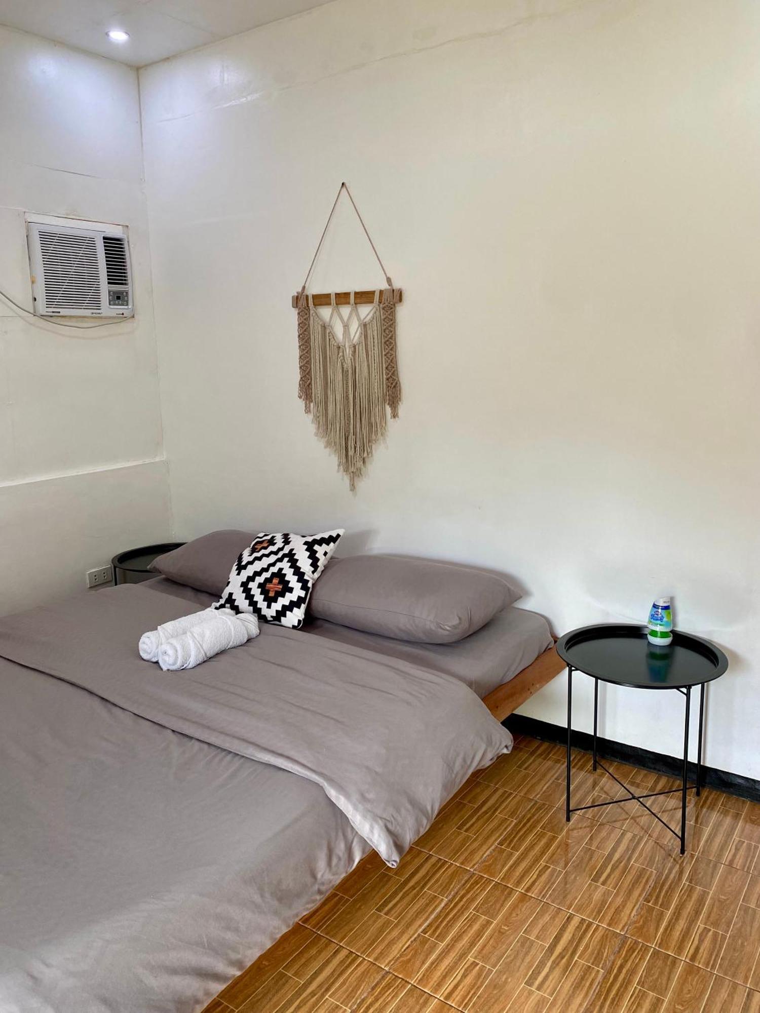 Moalboal Panagsama Beach Topbudz Hostel Εξωτερικό φωτογραφία