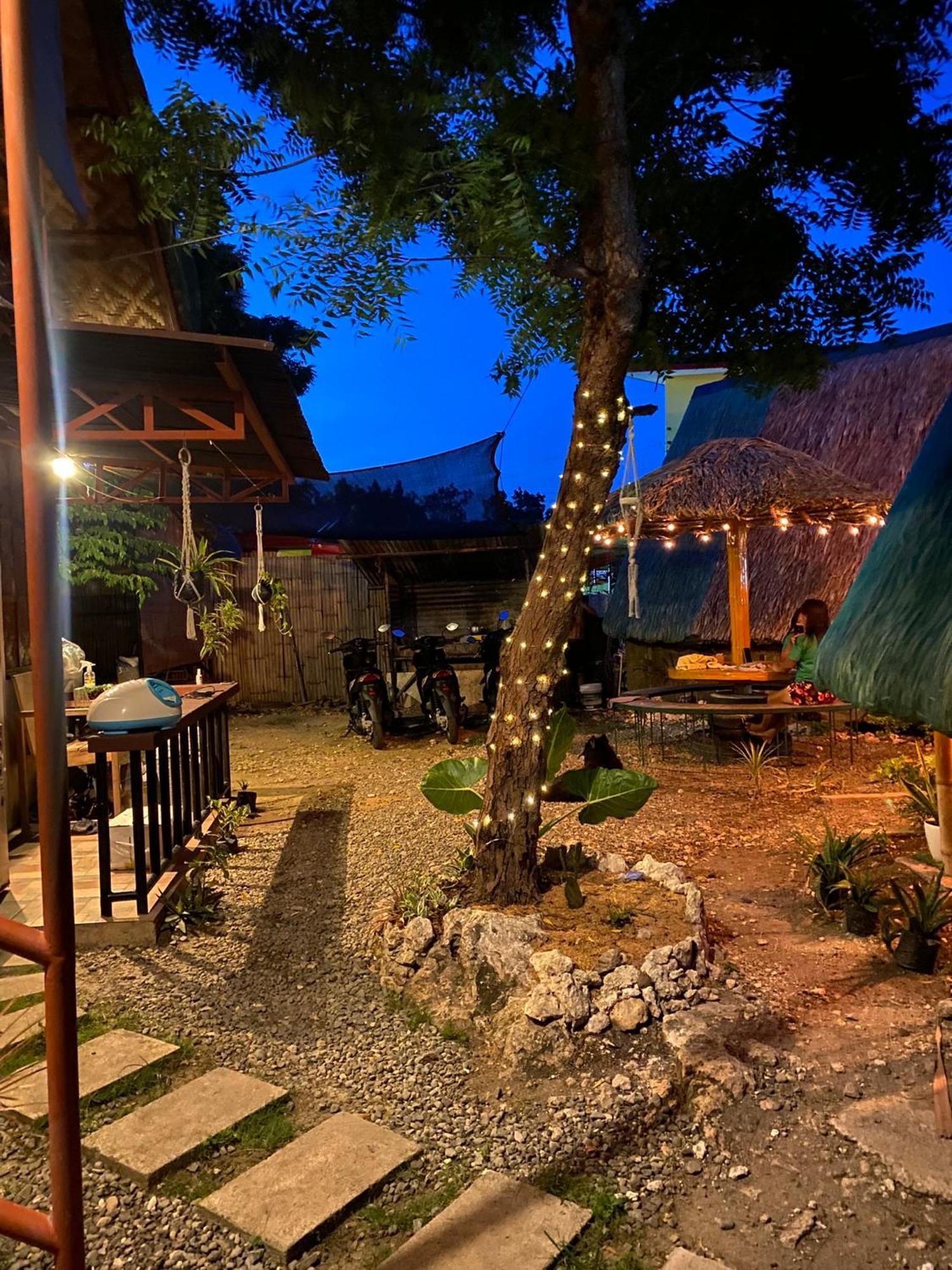 Moalboal Panagsama Beach Topbudz Hostel Εξωτερικό φωτογραφία