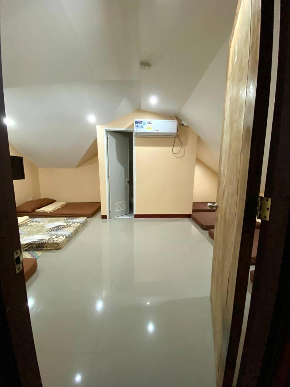 Moalboal Panagsama Beach Topbudz Hostel Εξωτερικό φωτογραφία