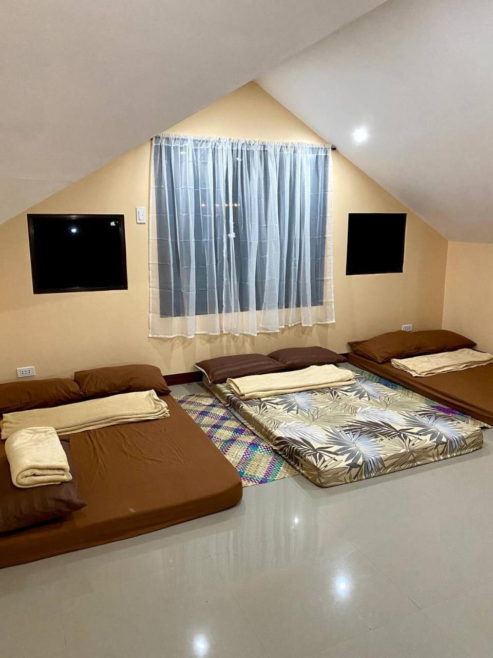 Moalboal Panagsama Beach Topbudz Hostel Εξωτερικό φωτογραφία